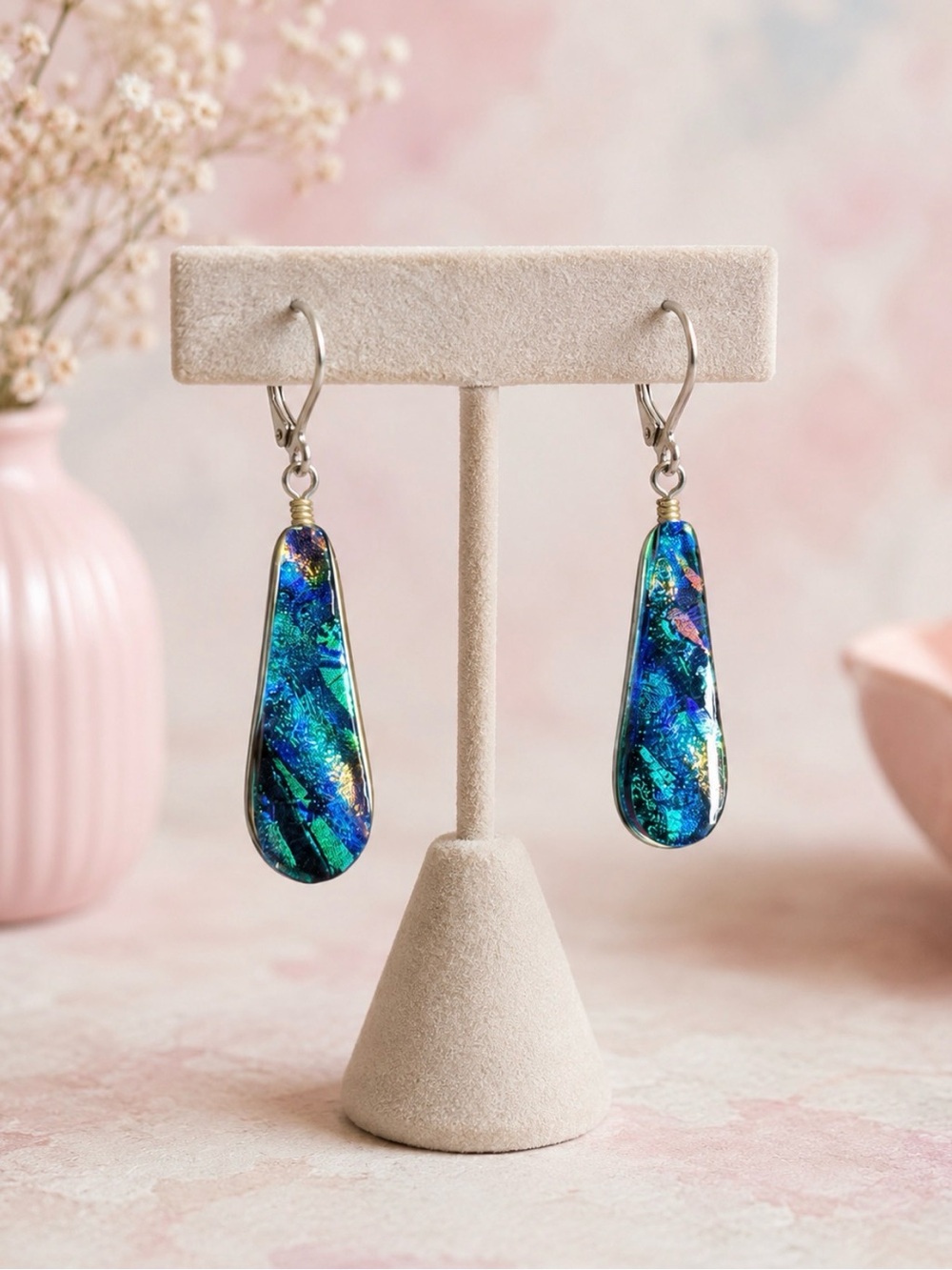 🤩Earrings Renaissance Glass Iridescent Blue-Green Teardrop Lever Back
